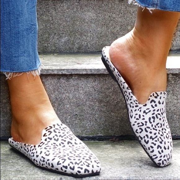 Shoes - White leopard rounded toe mules